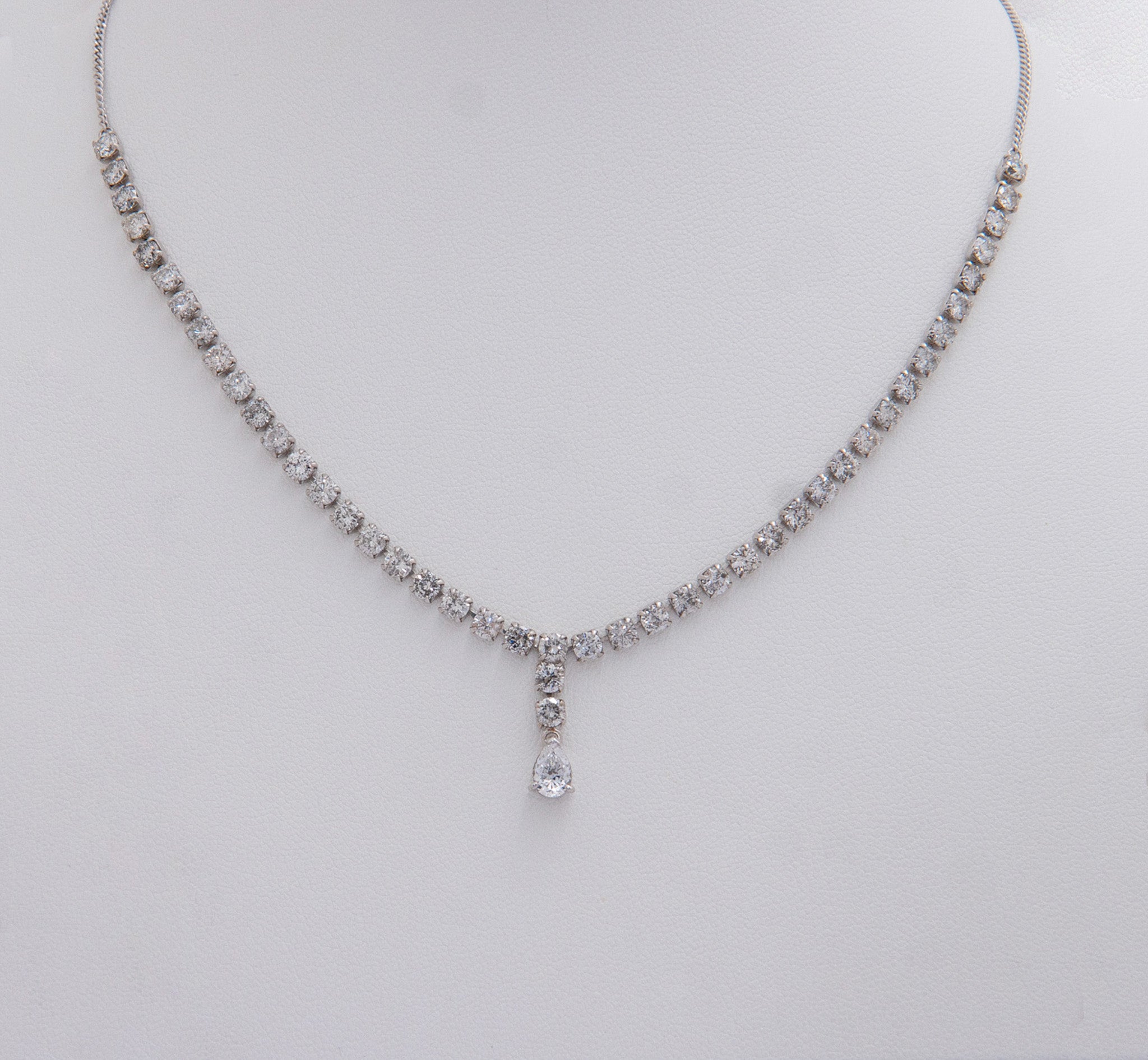 4.50ct Diamond Necklace in Platinum
