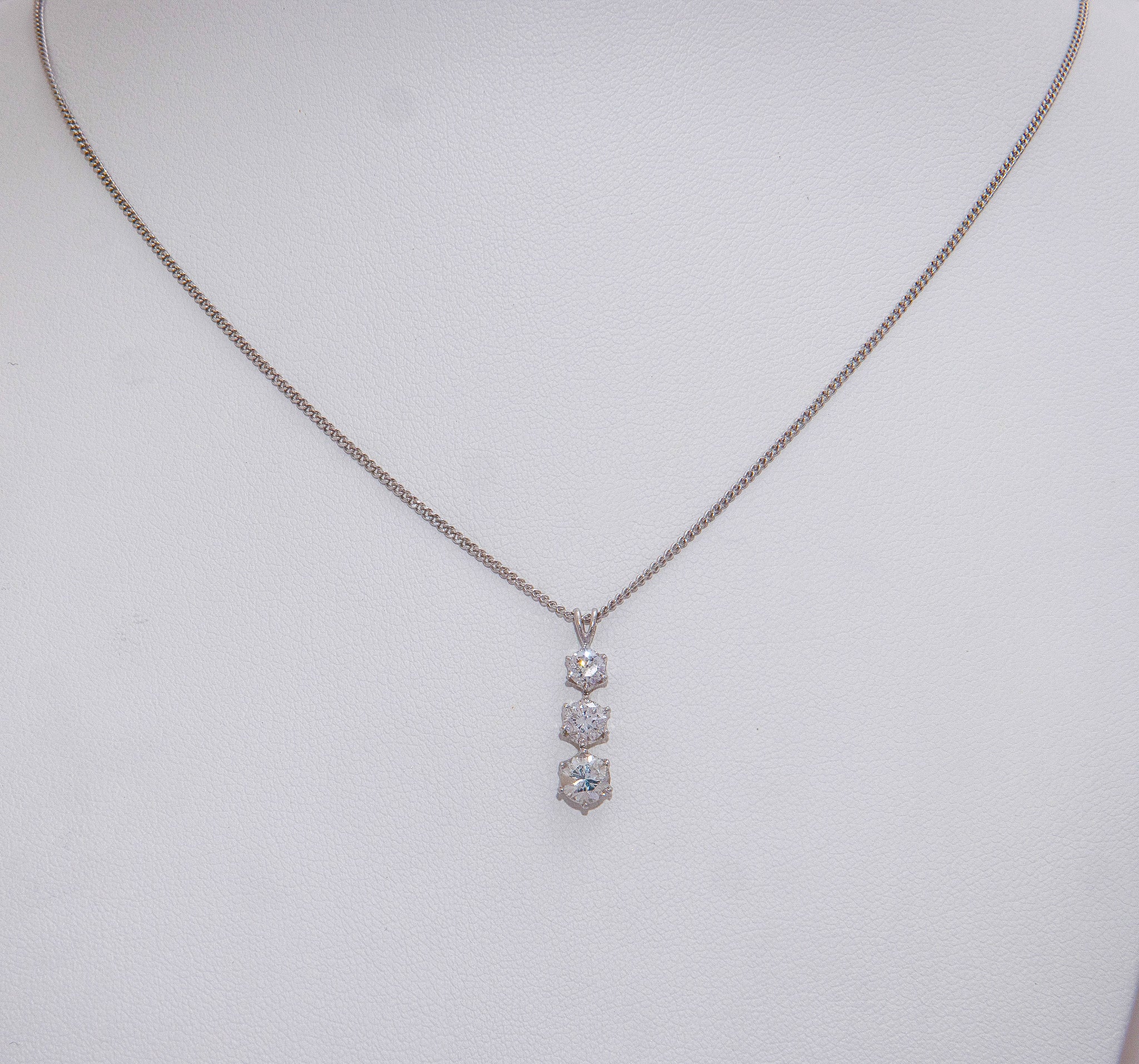 1.00ct Diamond Necklace in Platinum