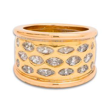 Diamond Cluster Handmade Ring in Yellow Gold