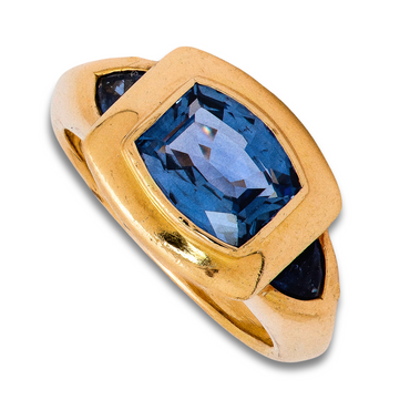 Natural Blue Sapphire Dress Ring in Yellow Gold
