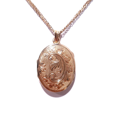 9ct Yellow Gold Patterned Oval Locket