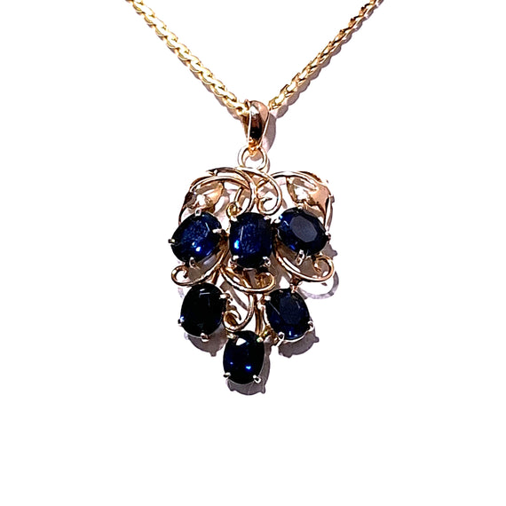 14ct Gold Sapphire Grapes Pendant