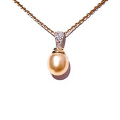 14ct Gold Pearl & Diamond Pendant