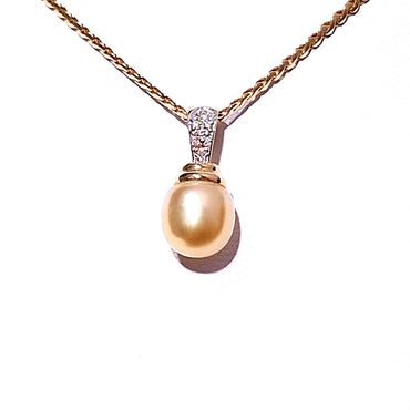 14ct Gold Pearl & Diamond Pendant