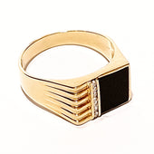 18ct Yellow Gold Onyx &amp; Diamond Men's Ring