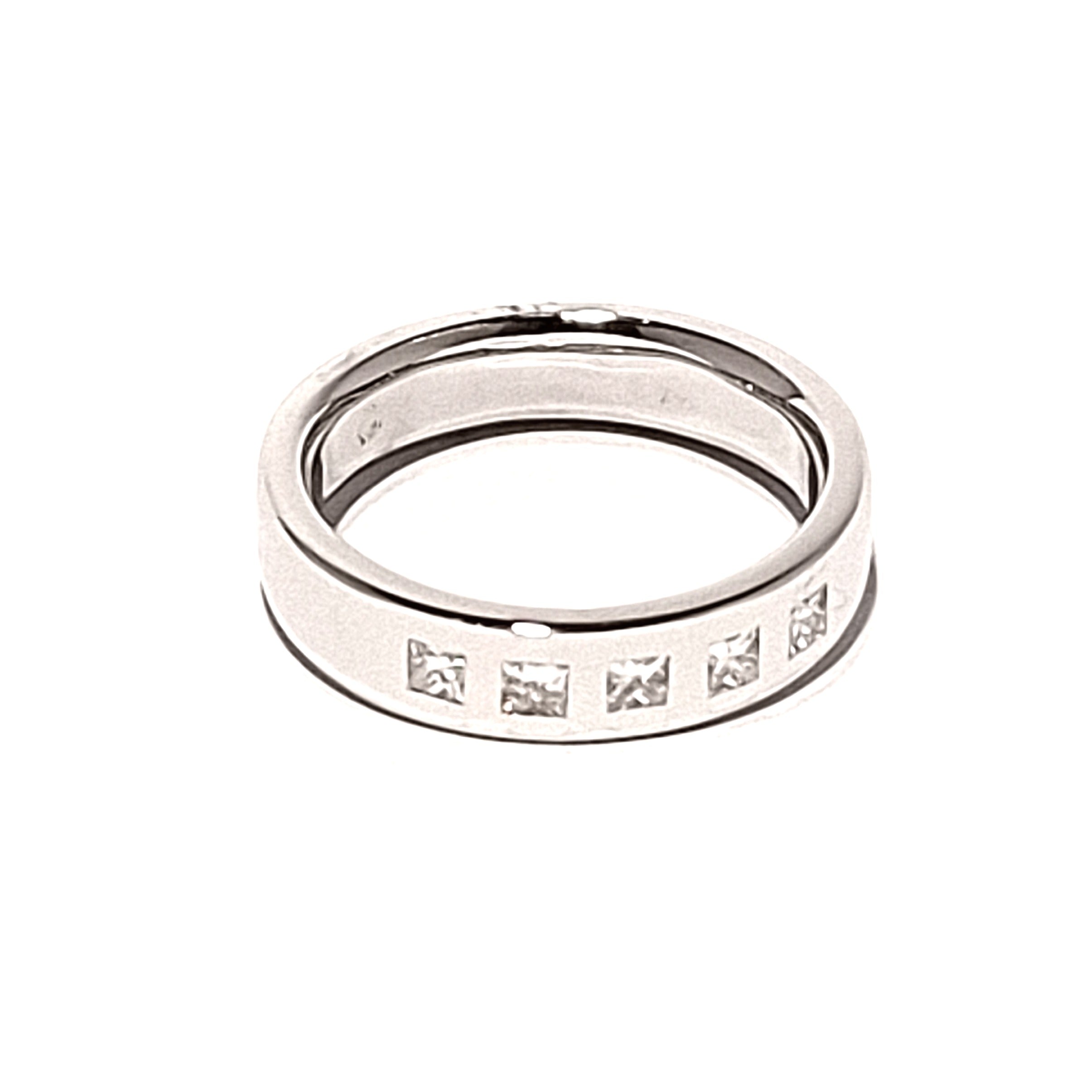 18ct White Gold Diamond Cluster Men's Ring