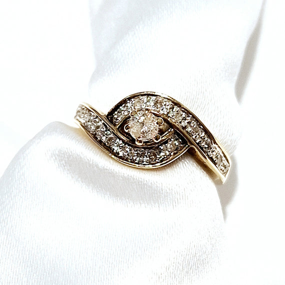 9ct Yellow Gold Diamond Cluster Ladies Ring