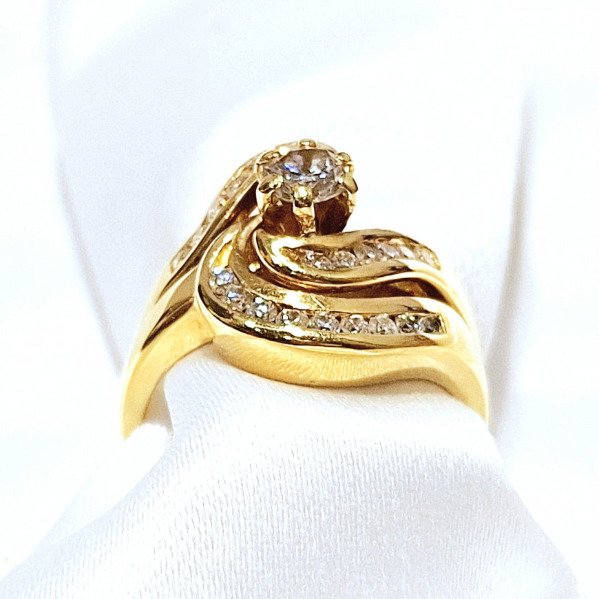 18ct Yellow Gold Spiral 0.61ct Diamond Ladies Ring