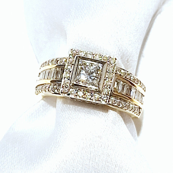 18ct Yellow Gold 1.00ct Diamond Cluster Ring