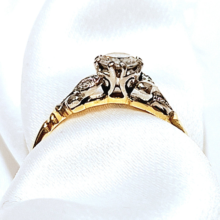18ct Yellow & White Gold Antique 0.40ct Diamond Ring