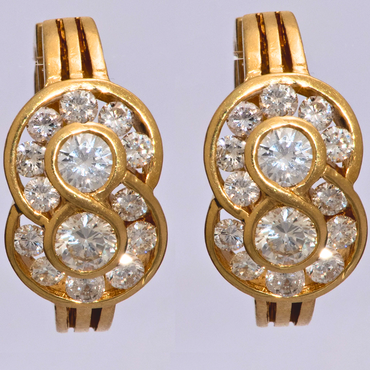 2.28ct Diamond Cluster Earrings in 18ct Yellow Gold