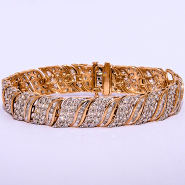 10.60ct Diamond Cluster Bracelet with 339 Diamonds in 9ct Yellow Gold