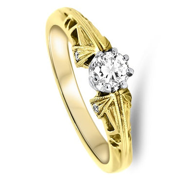 Antique Style Diamond Ring in 18ct Yellow Gold